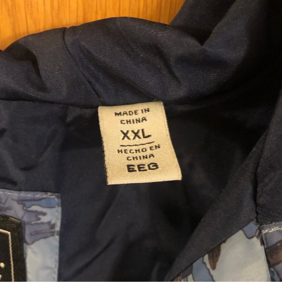 Levi's Men's Lightweight Hooded Popover Jacket, Light Blue Palm Print Size XXL - Picture 6 of 11